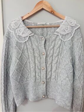 Altar’d State Lace Collar Cable Knit Cardigan Sweater Gray Size L Preppy